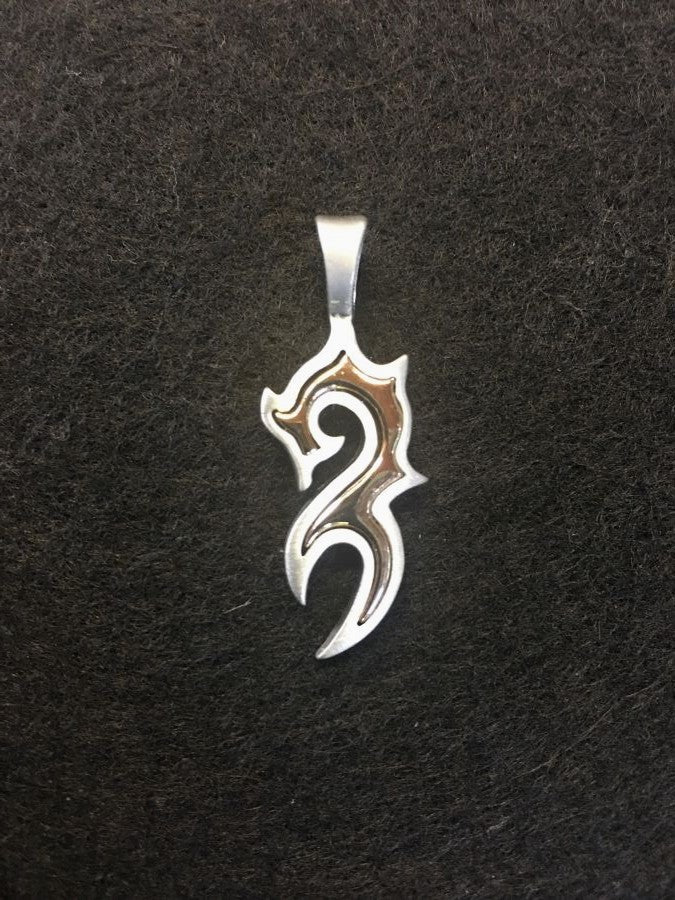 dragon‐pendant-top. meaning : valiant defender, protection.