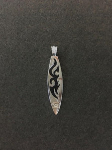 Flamin' pendant, meaning : cool waves,hot moves.　Surfboard Design