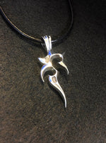 Load image into Gallery viewer, pegasus. pendant top of back side.meaning:flights of fantasy,mystic belief.
