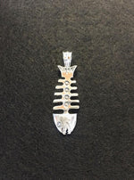 Load image into Gallery viewer, the fish pendant top . meaning:friendship and sensitivity.
