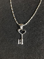 画像をギャラリービューアに読み込む, behind-the-key-de-coeur-pendant-and-silver-necklace.　meaning : the key to life, knowledge and initiation.
