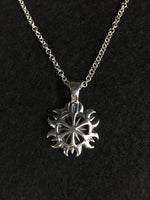 将图片加载到图库查看器，behind-the-soluna-pendant. meaning : harmony, unity in diversity, the merging of opposites.
