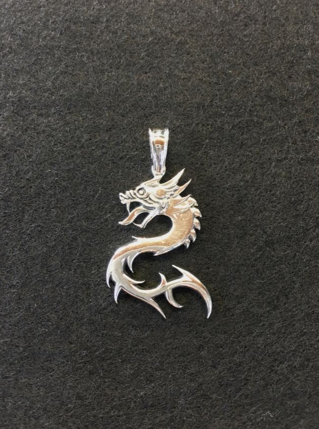 dragon-pendant.　meaning :  virility & survival