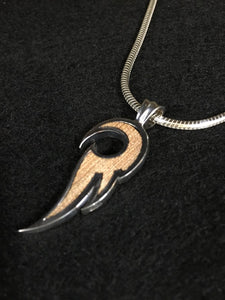 eagle-wing-pendant-and-silver-necklace. meaning : rites of passage, independent.