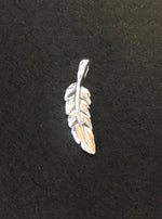 Load image into Gallery viewer, light feather pendant top.meaning:virtue and truth,connection to the celestial realm,freedom in life.
