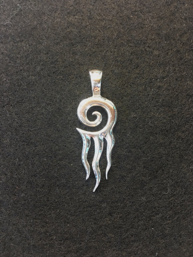 medusa-pendant. meaning : eternal balance.