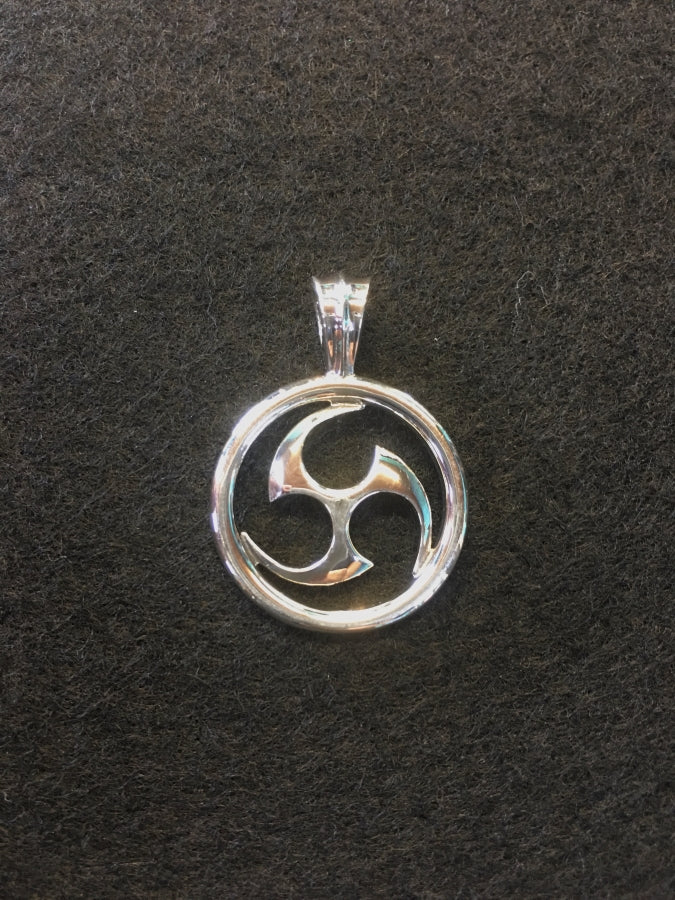 world-triad-pendant. meaning : eternity & cosmic creativity.